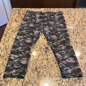 Fabletics camo leggings. Size large. Theses are more of capri 3/4 style legging